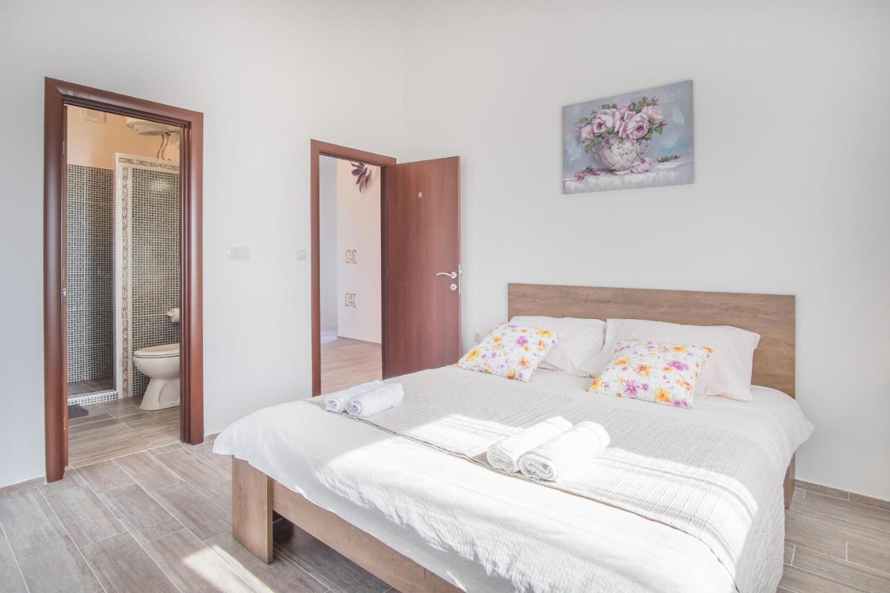 Villa Dijana East Linardići المظهر الخارجي الصورة